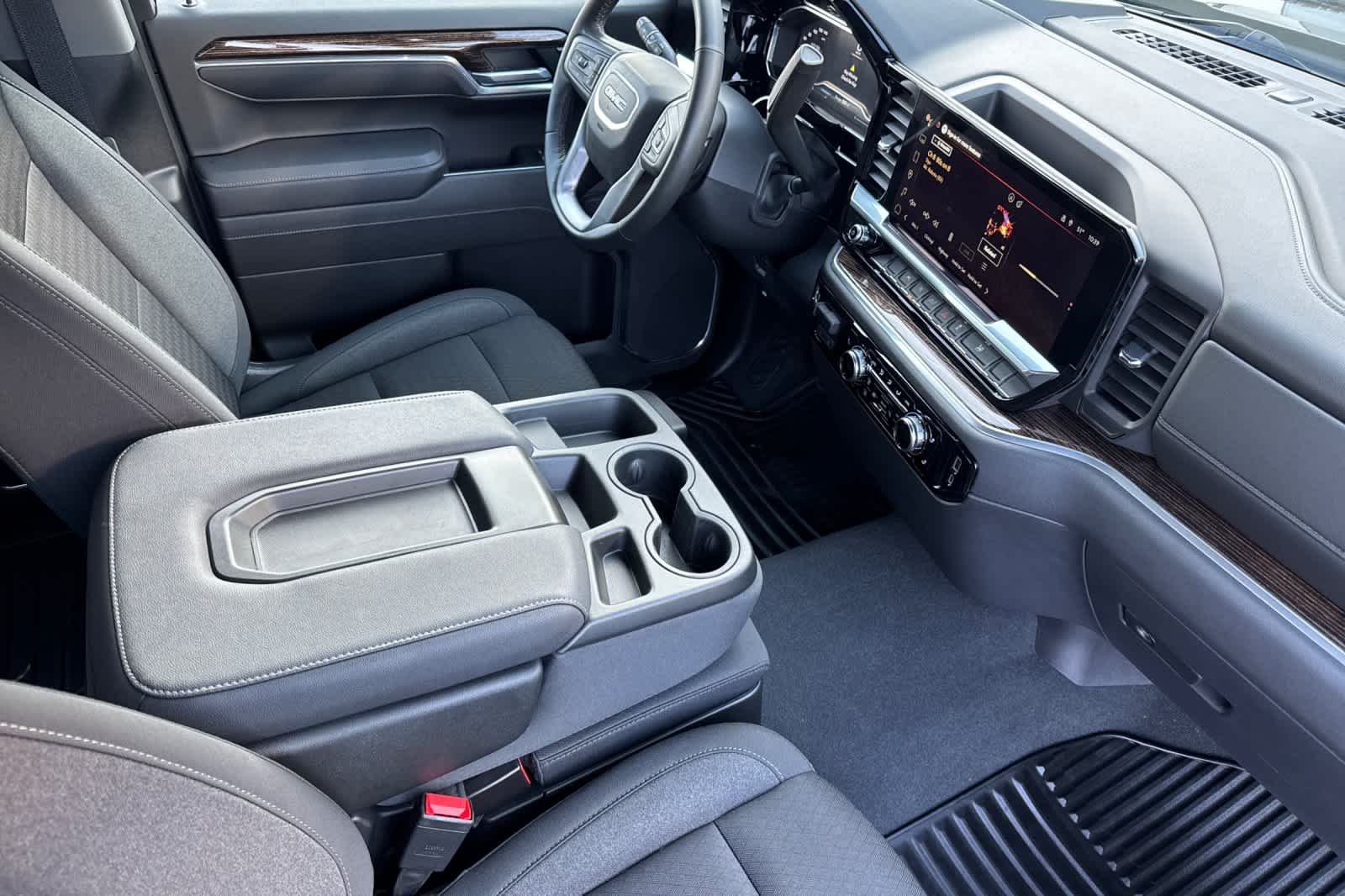 Thumbnail: 2025 GMC Sierra 1500 - 15