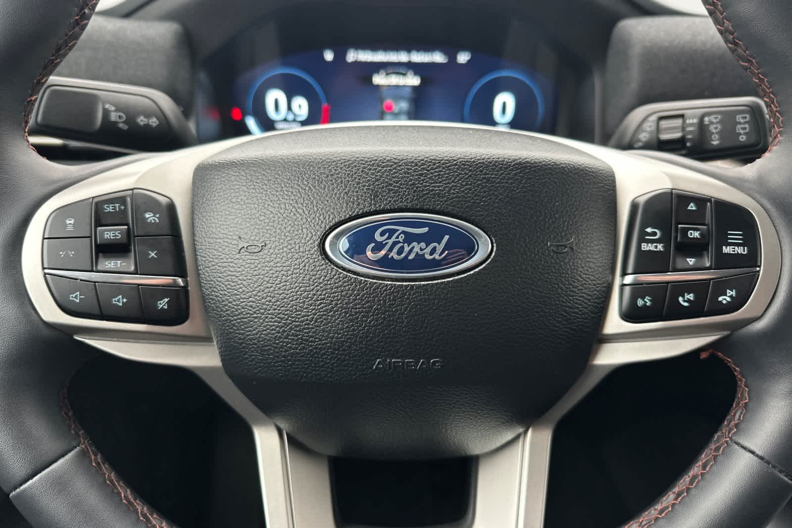 Thumbnail: 2025 Ford Explorer - 25