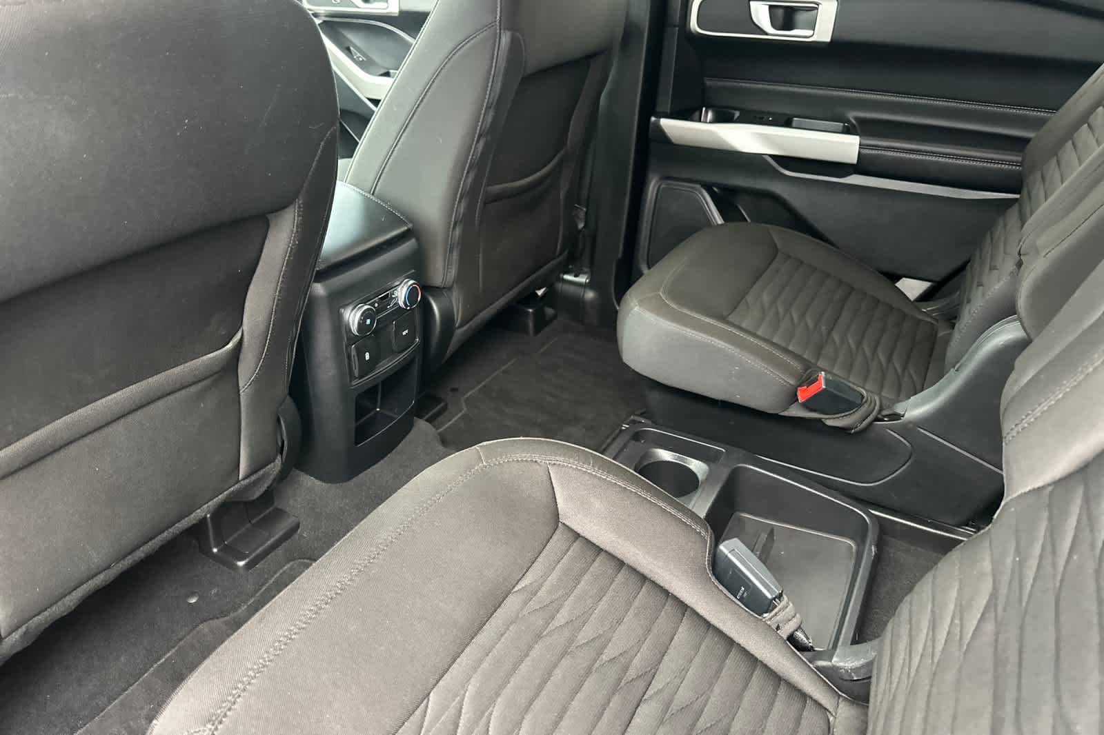 Thumbnail: 2021 Ford Explorer - 4