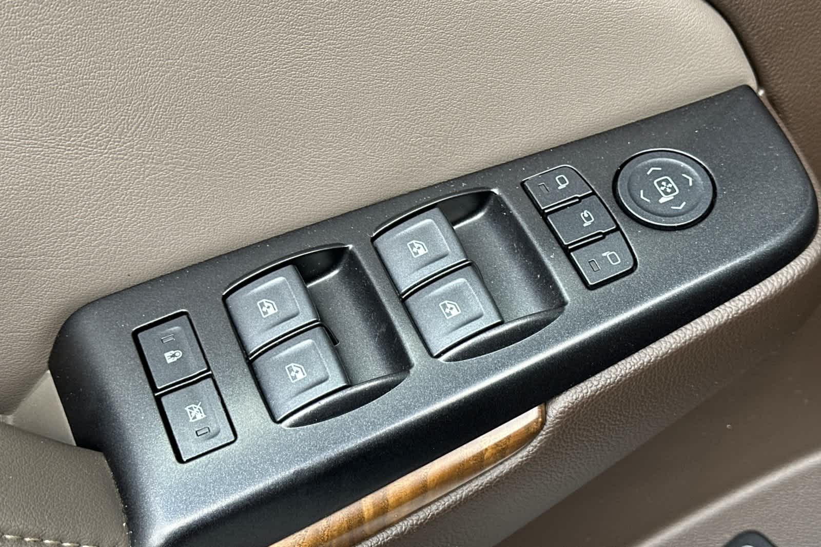 Thumbnail: 2020 GMC Yukon - 13