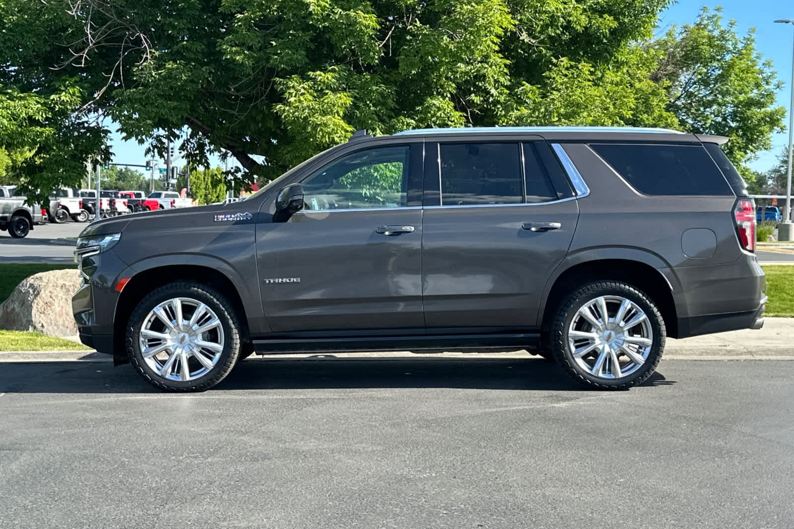 Thumbnail: 2021 Chevrolet Tahoe - 5
