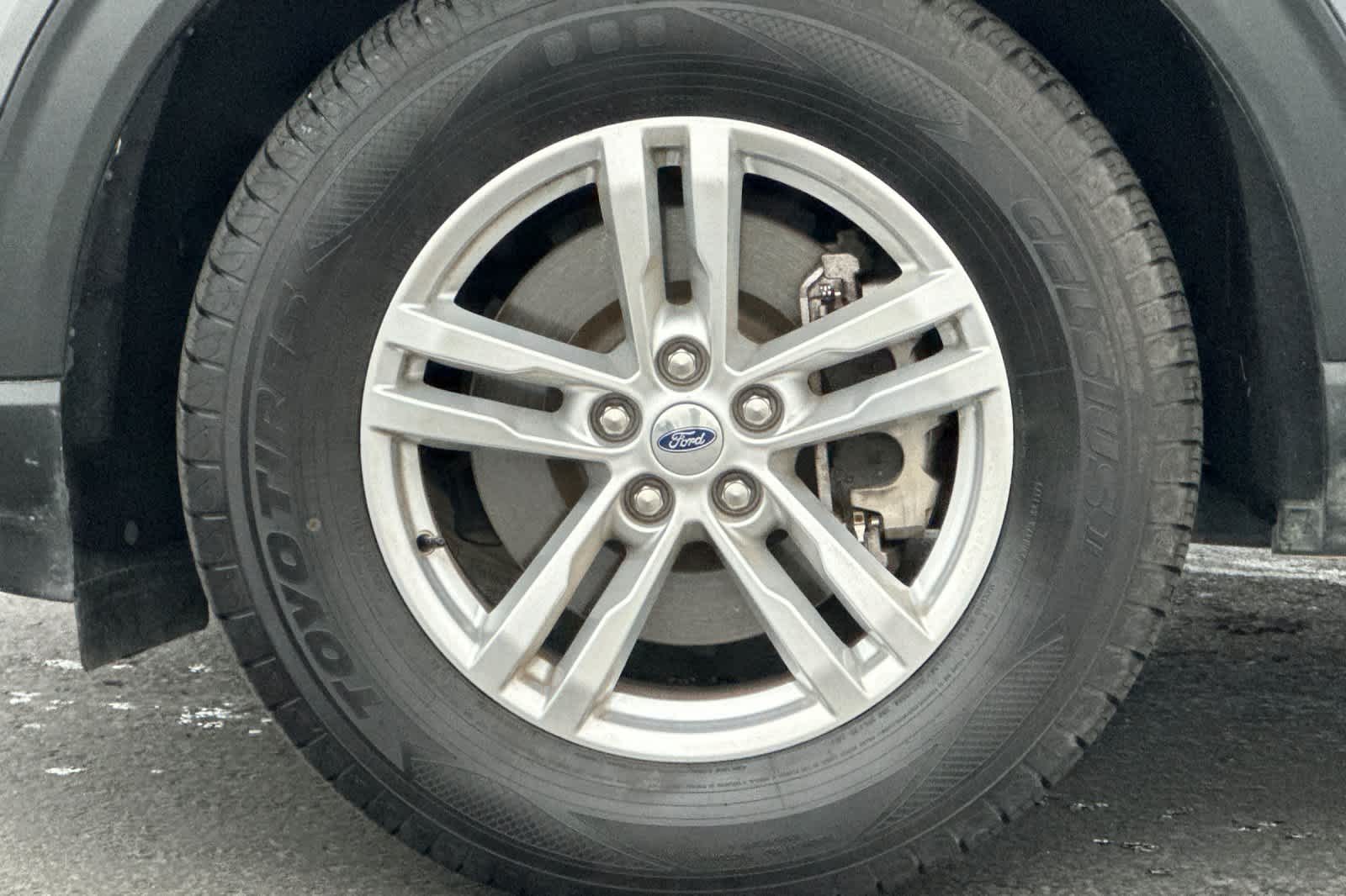 Thumbnail: 2022 Ford Explorer - 27