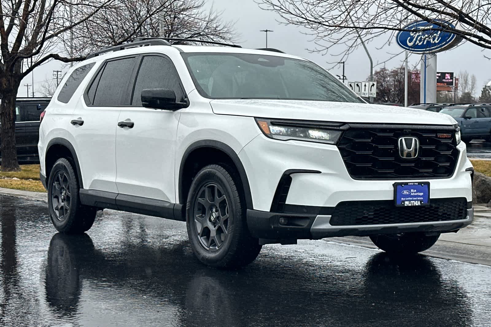 Thumbnail: 2023 Honda Pilot - 9