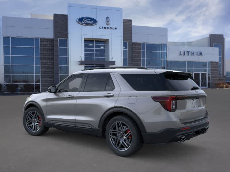 2025 Ford Explorer ST photo 4