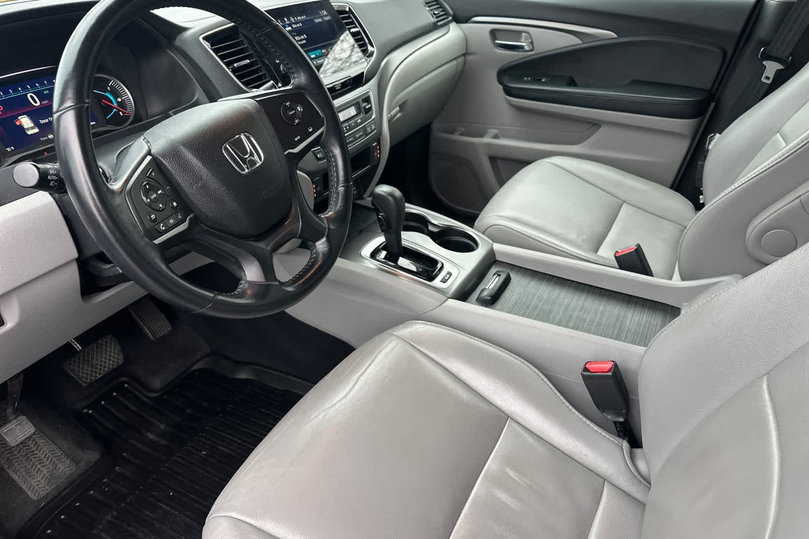 Thumbnail: 2019 Honda Pilot - 11