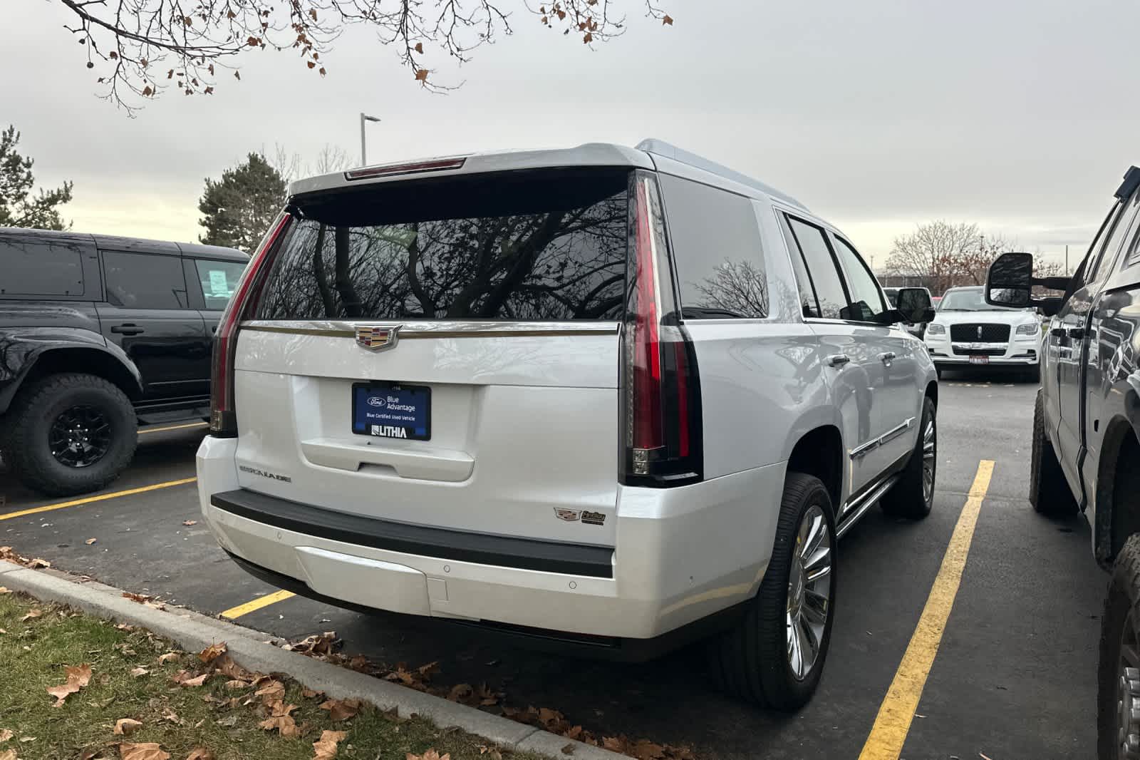 Thumbnail: 2017 Cadillac Escalade - 2