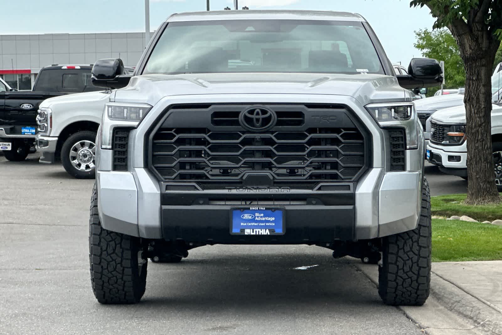 Thumbnail: 2025 Toyota Tundra - 10