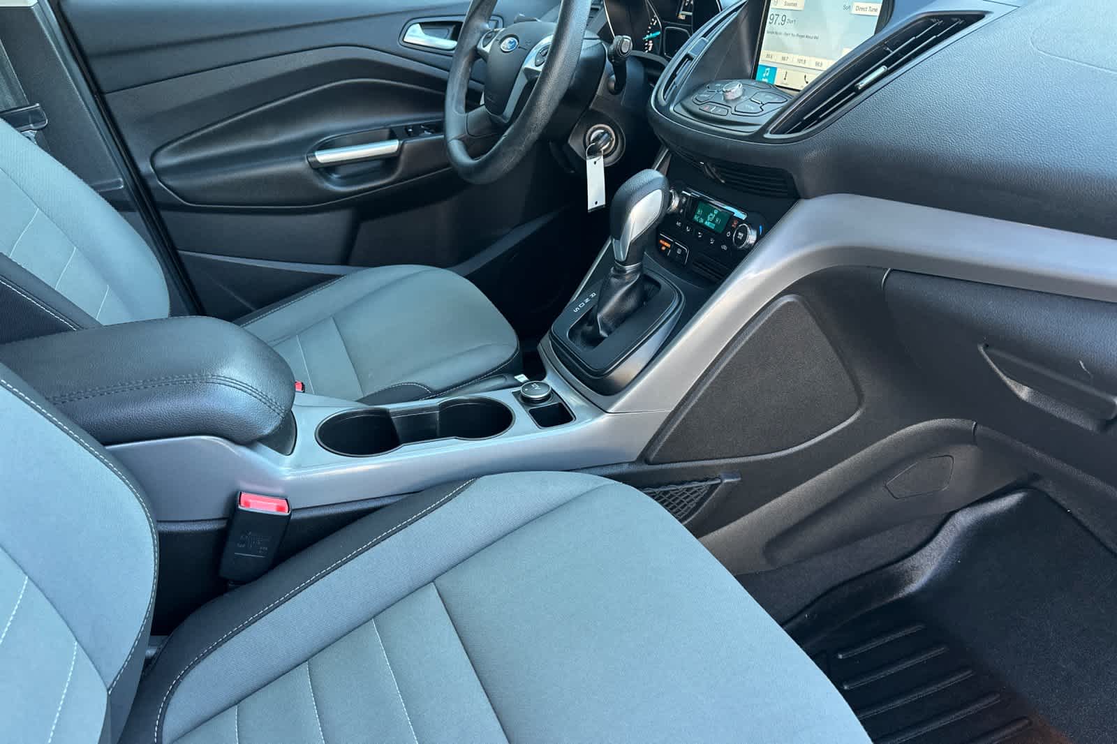 Thumbnail: 2016 Ford Escape - 16