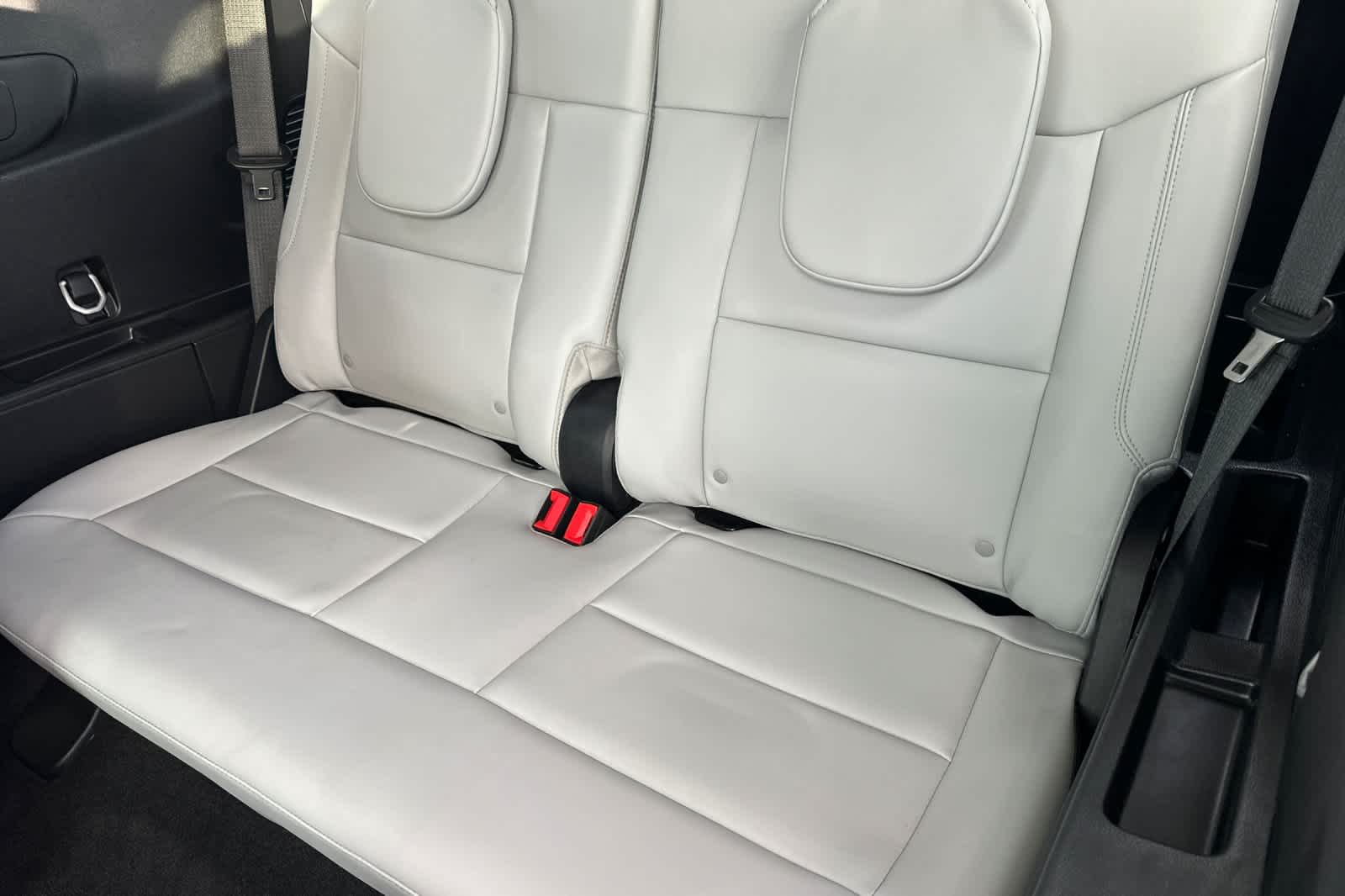 Thumbnail: 2025 Ford Explorer - 15