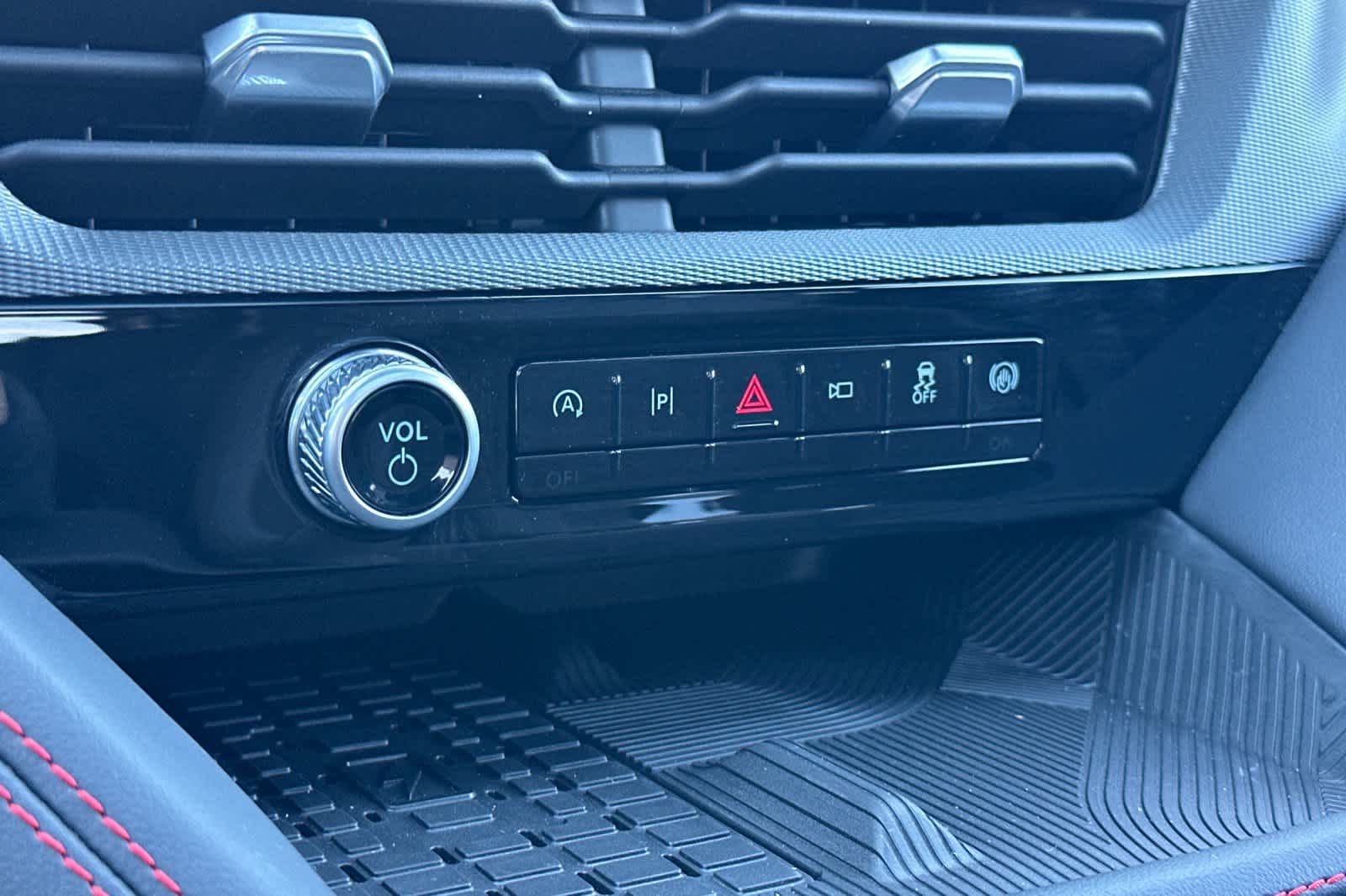 Thumbnail: 2025 Ford Explorer - 21