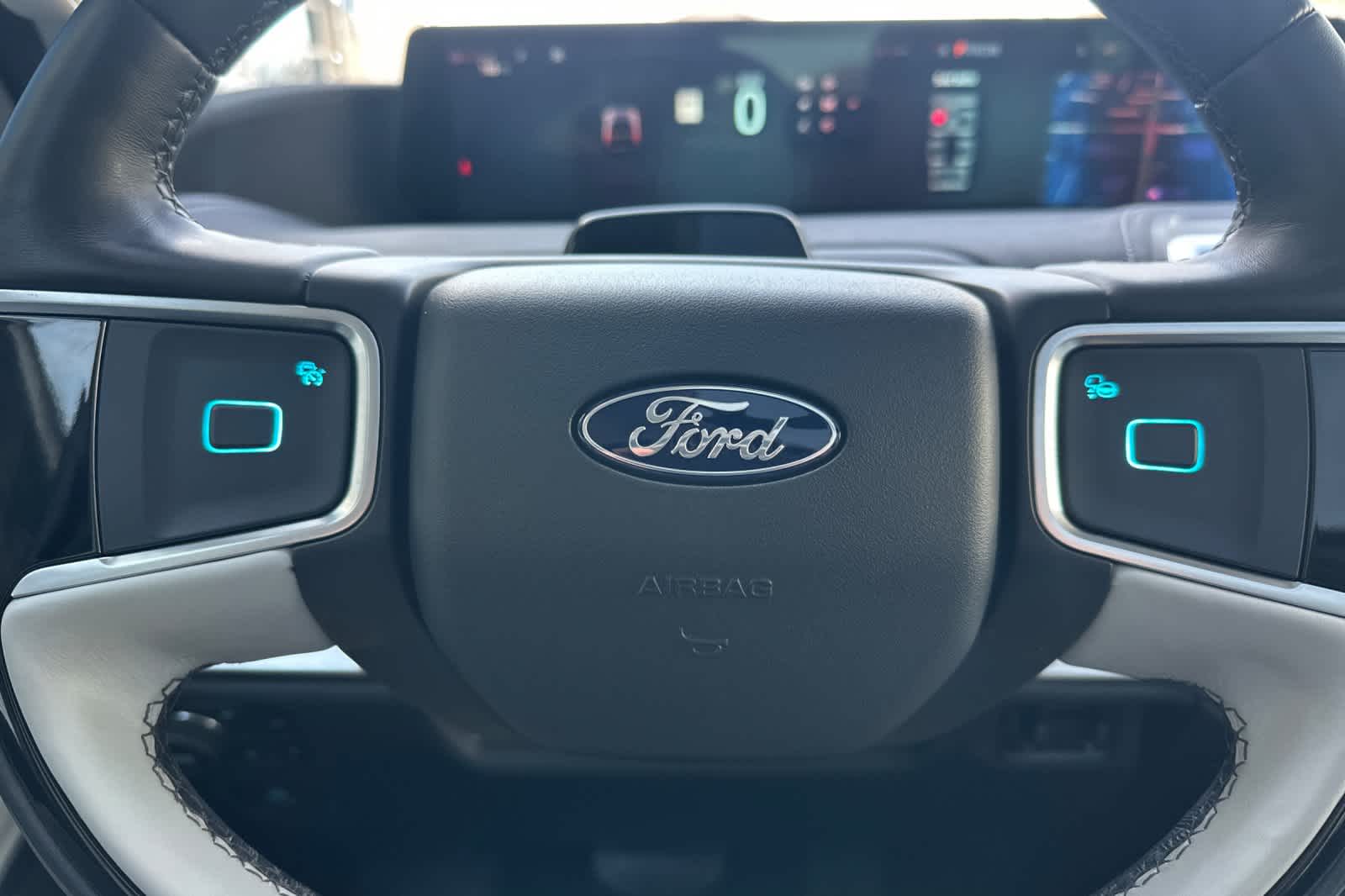 Thumbnail: 2025 Ford Expedition - 25