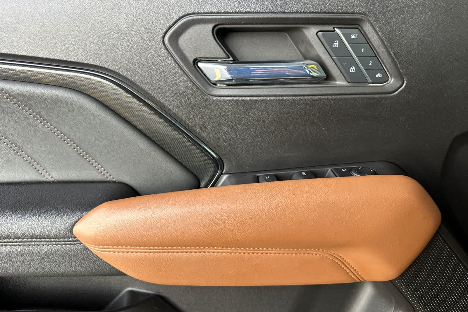 Thumbnail: 2023 GMC Canyon - 12