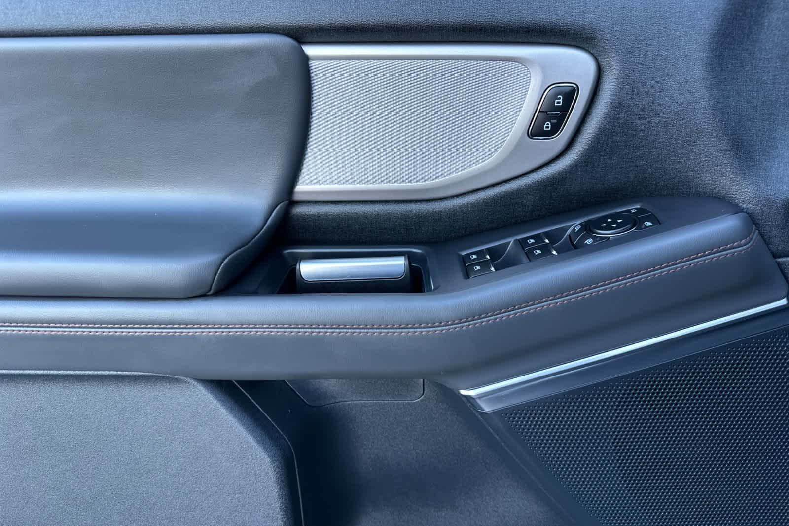 Thumbnail: 2025 Ford Expedition MAX - 12