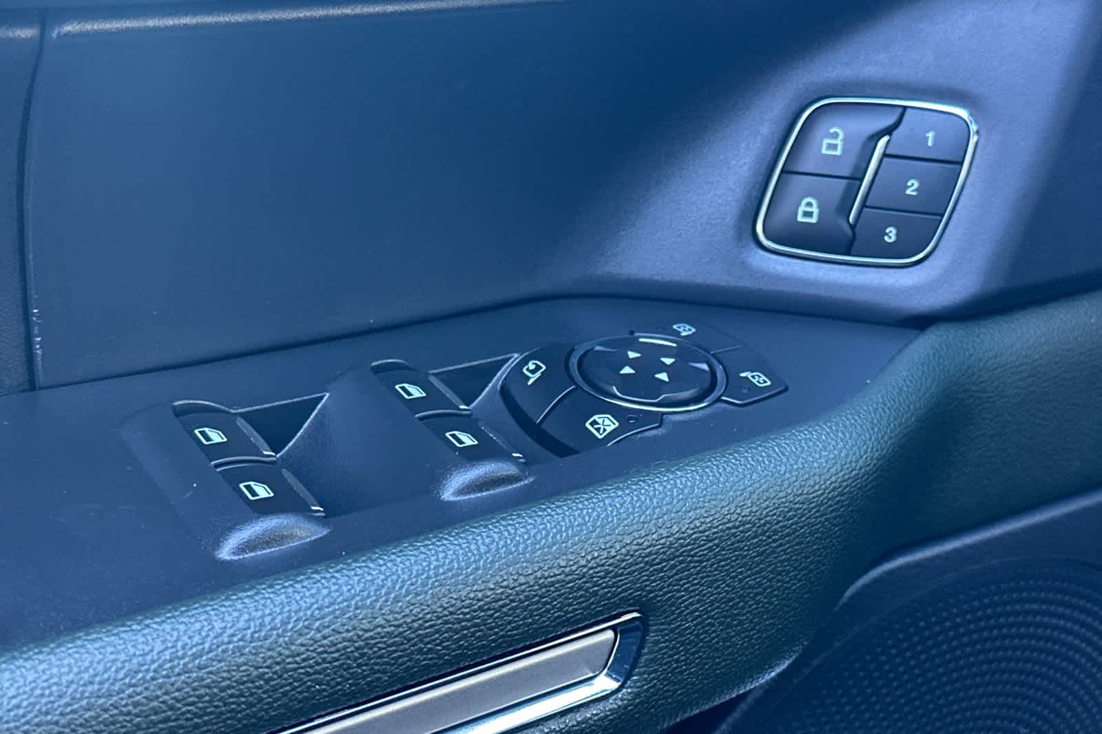 Thumbnail: 2022 Ford Expedition - 13