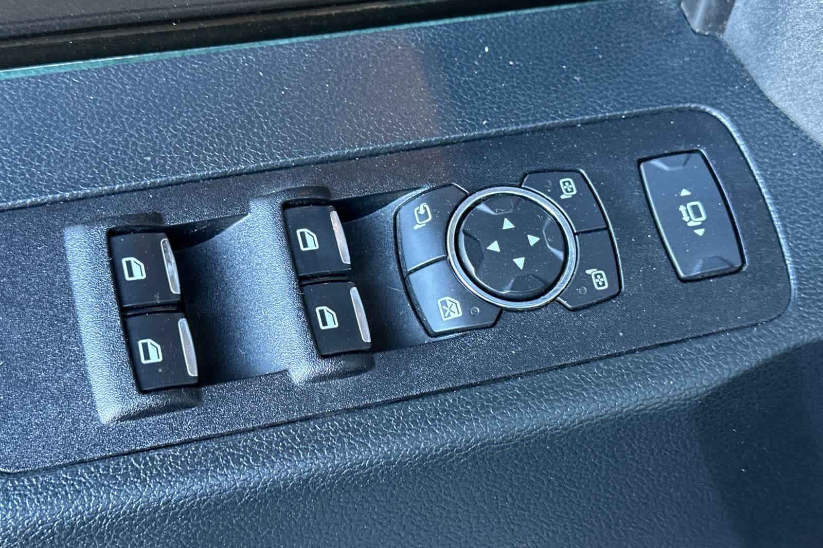 Thumbnail: 2021 Ford F-250 - 13