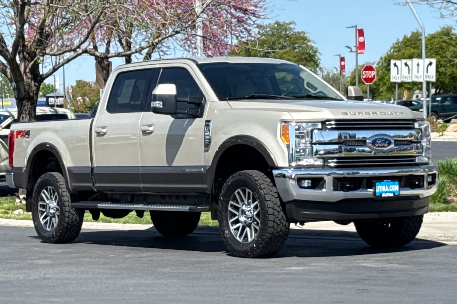 Thumbnail: 2017 Ford F-250 - 9