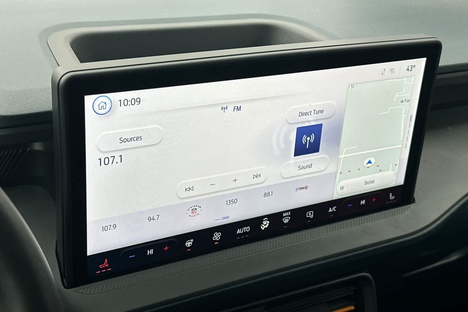 Thumbnail: 2025 Ford Maverick - 17