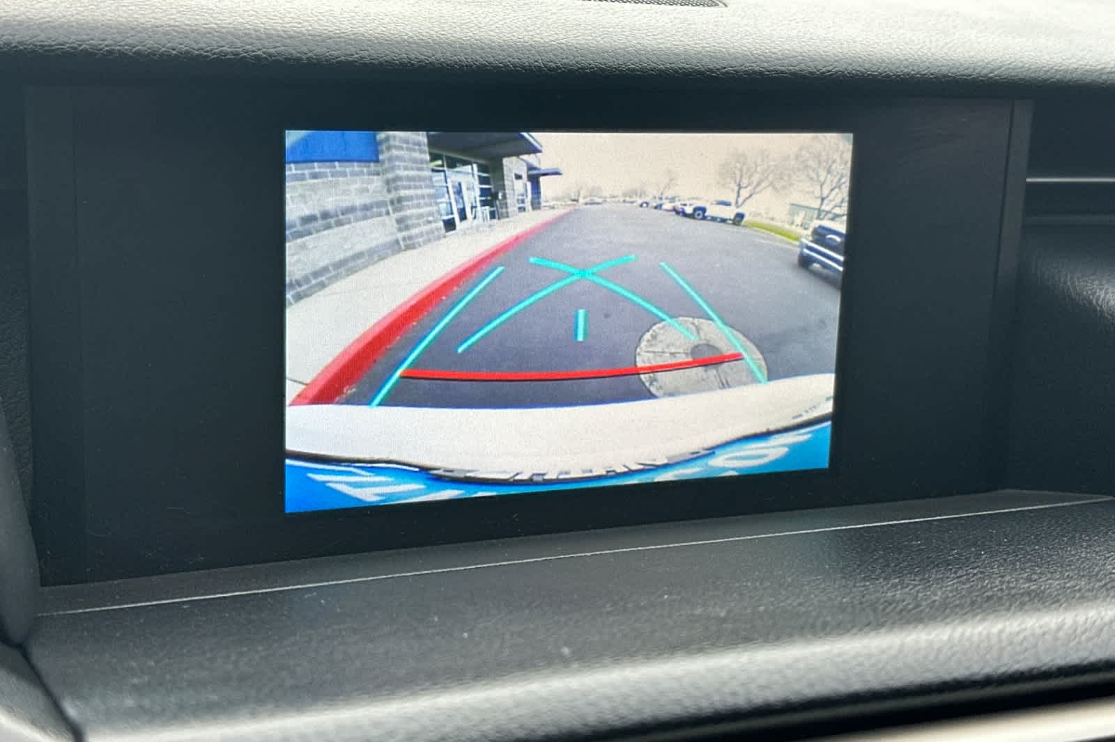 Thumbnail: 2018 Lexus IS - 18