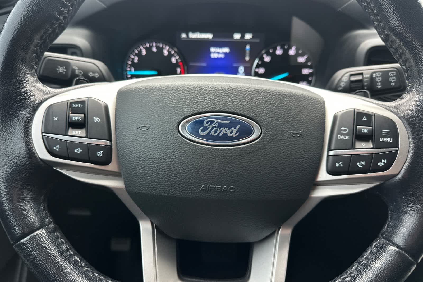 Thumbnail: 2021 Ford Explorer - 24