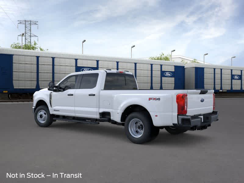 2026 Ford F-350 XLT photo 3