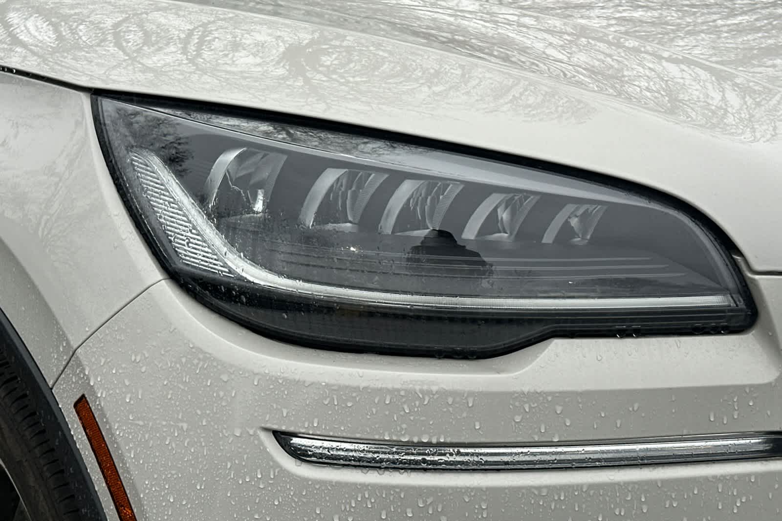 Thumbnail: 2022 Lincoln Aviator - 10