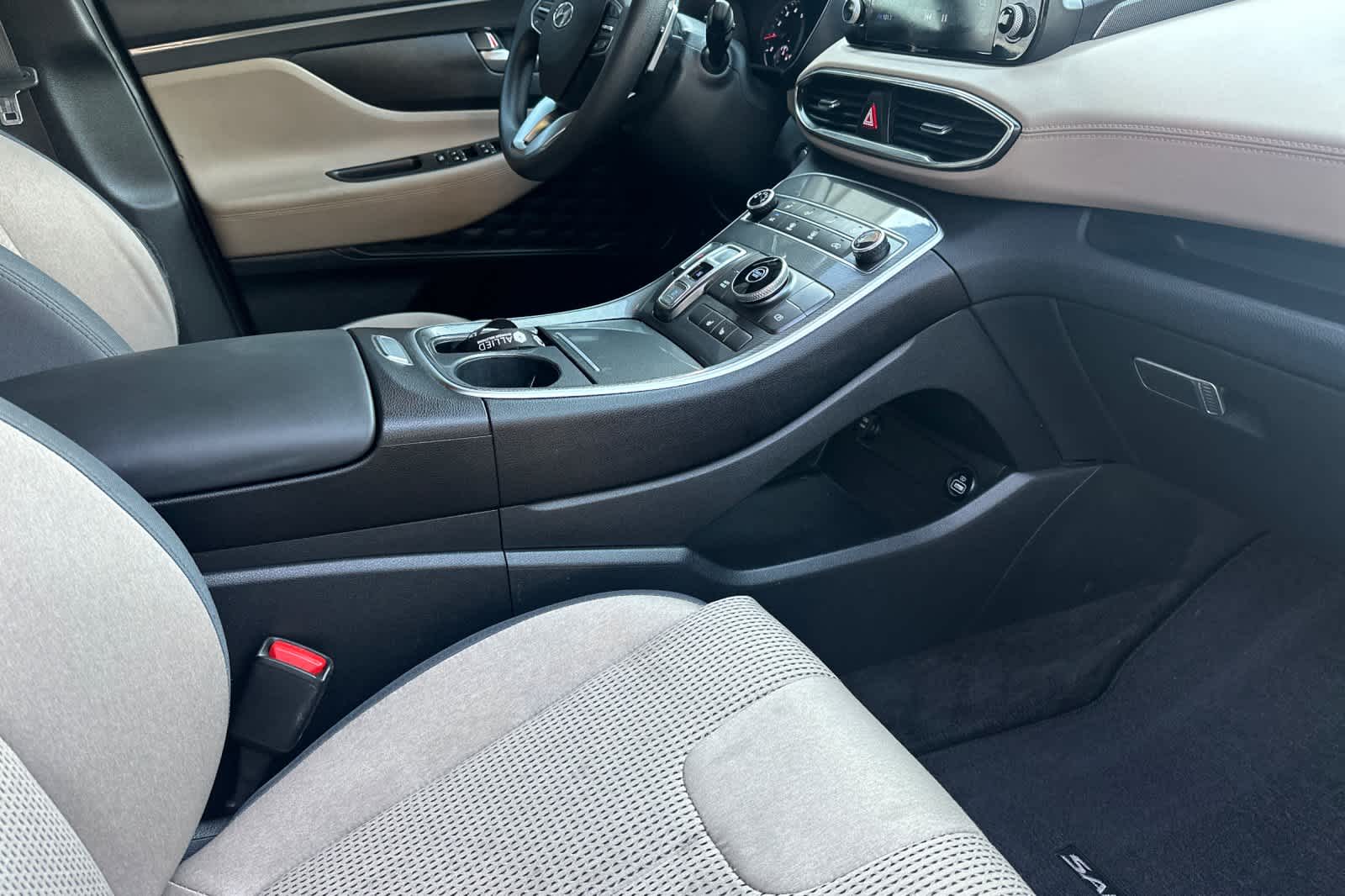 Thumbnail: 2021 Hyundai Santa Fe - 16