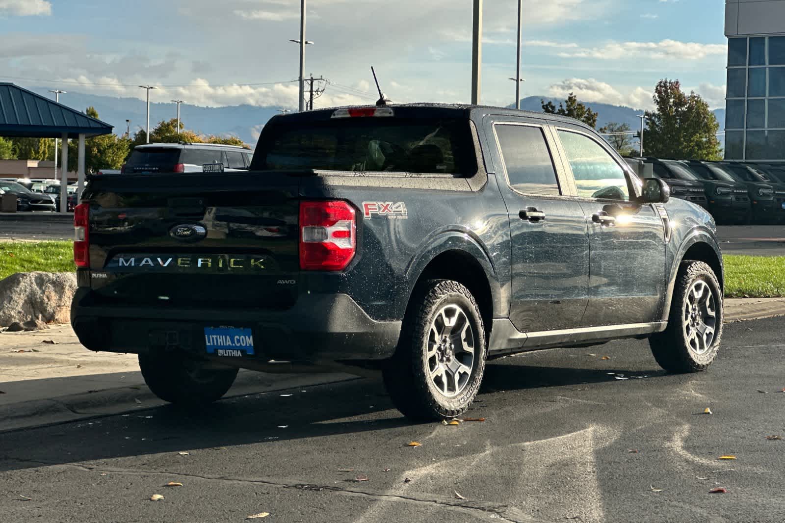 2022 Ford Maverick XLT photo 2