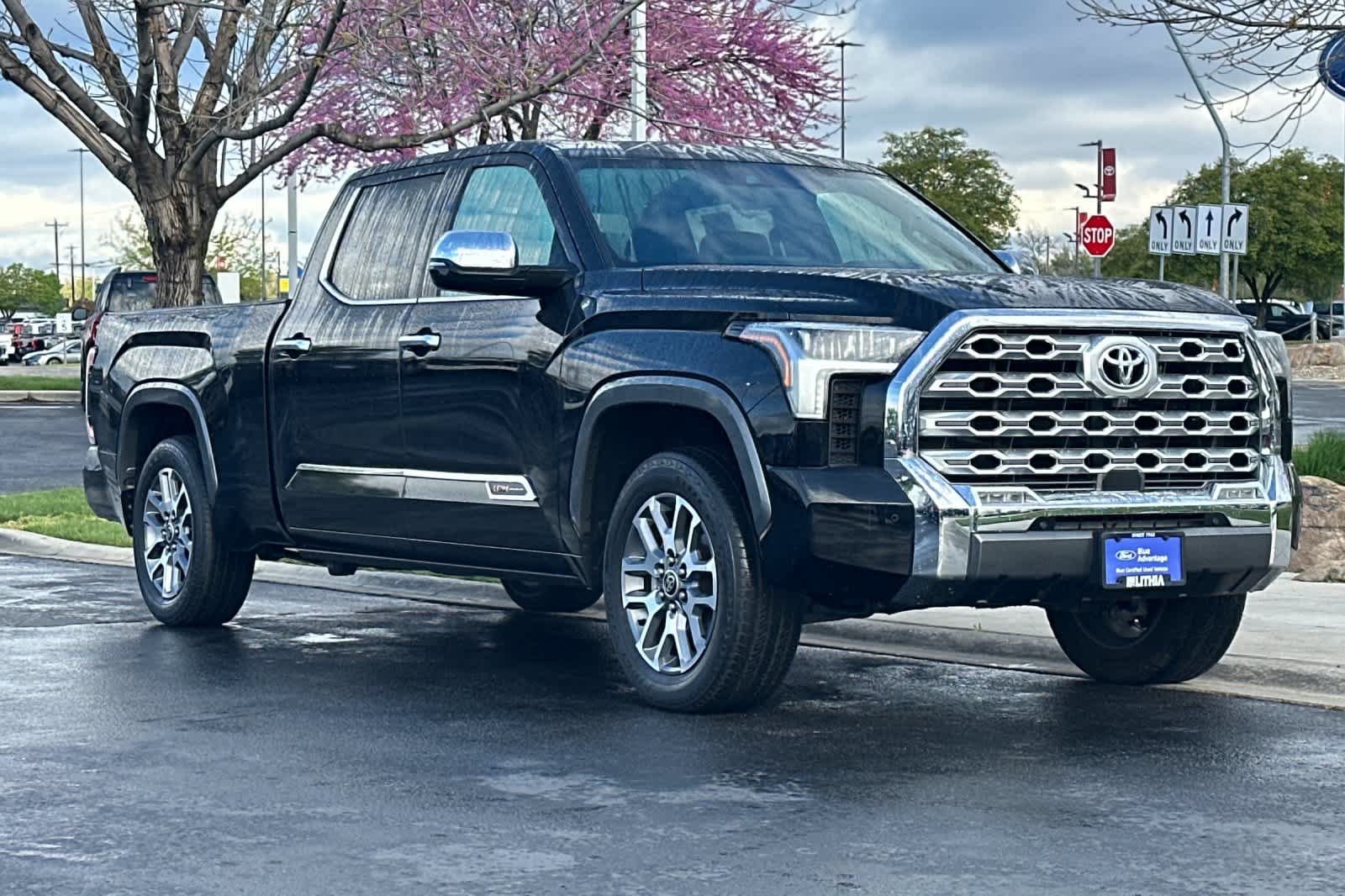 Thumbnail: 2023 Toyota Tundra - 9