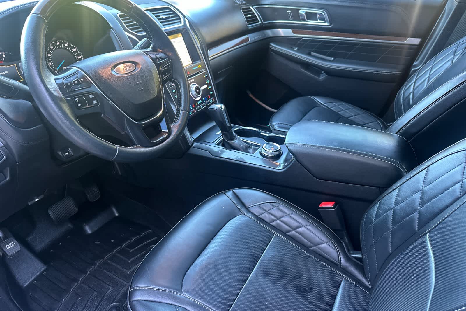 Thumbnail: 2018 Ford Explorer - 11