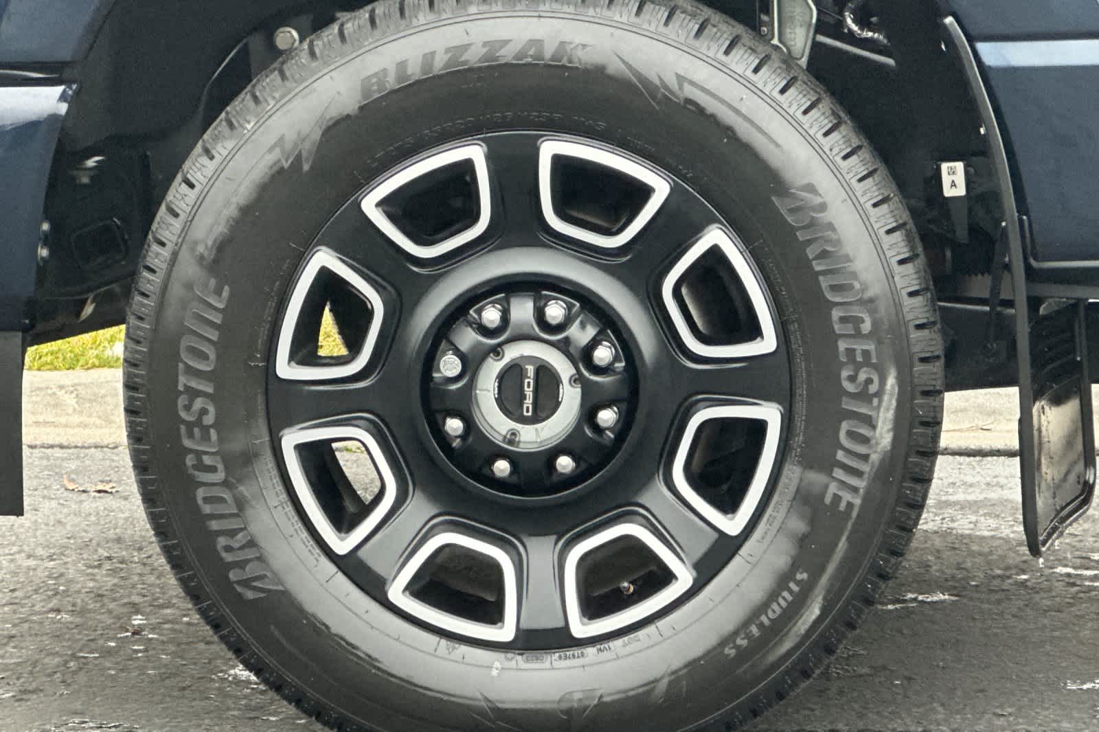 Thumbnail: 2024 Ford F-350 - 26