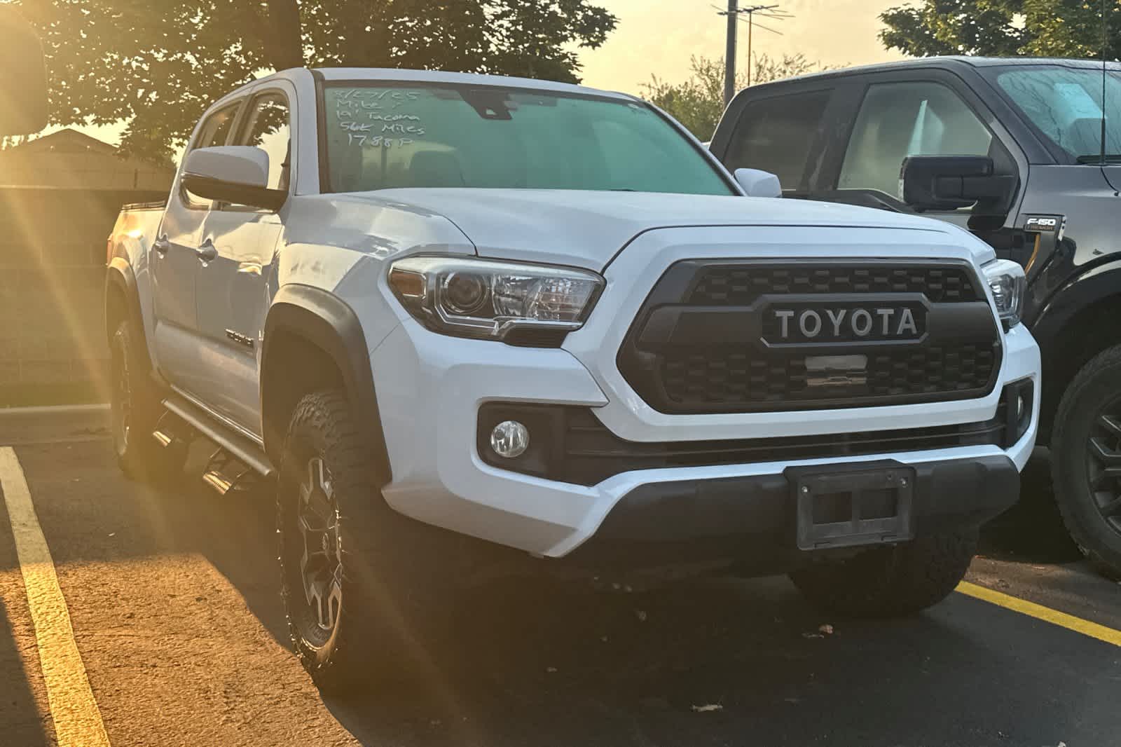 Thumbnail: 2019 Toyota Tacoma - 5