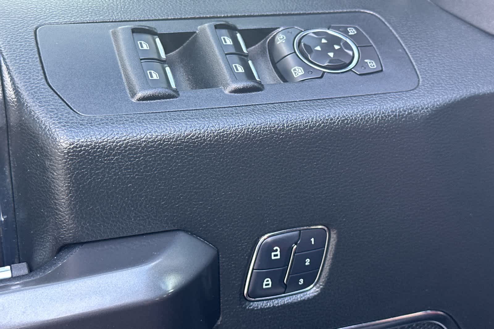 Thumbnail: 2016 Ford F-150 - 13