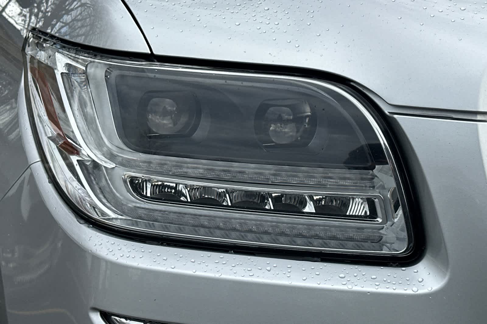 Thumbnail: 2019 Lincoln Navigator - 10