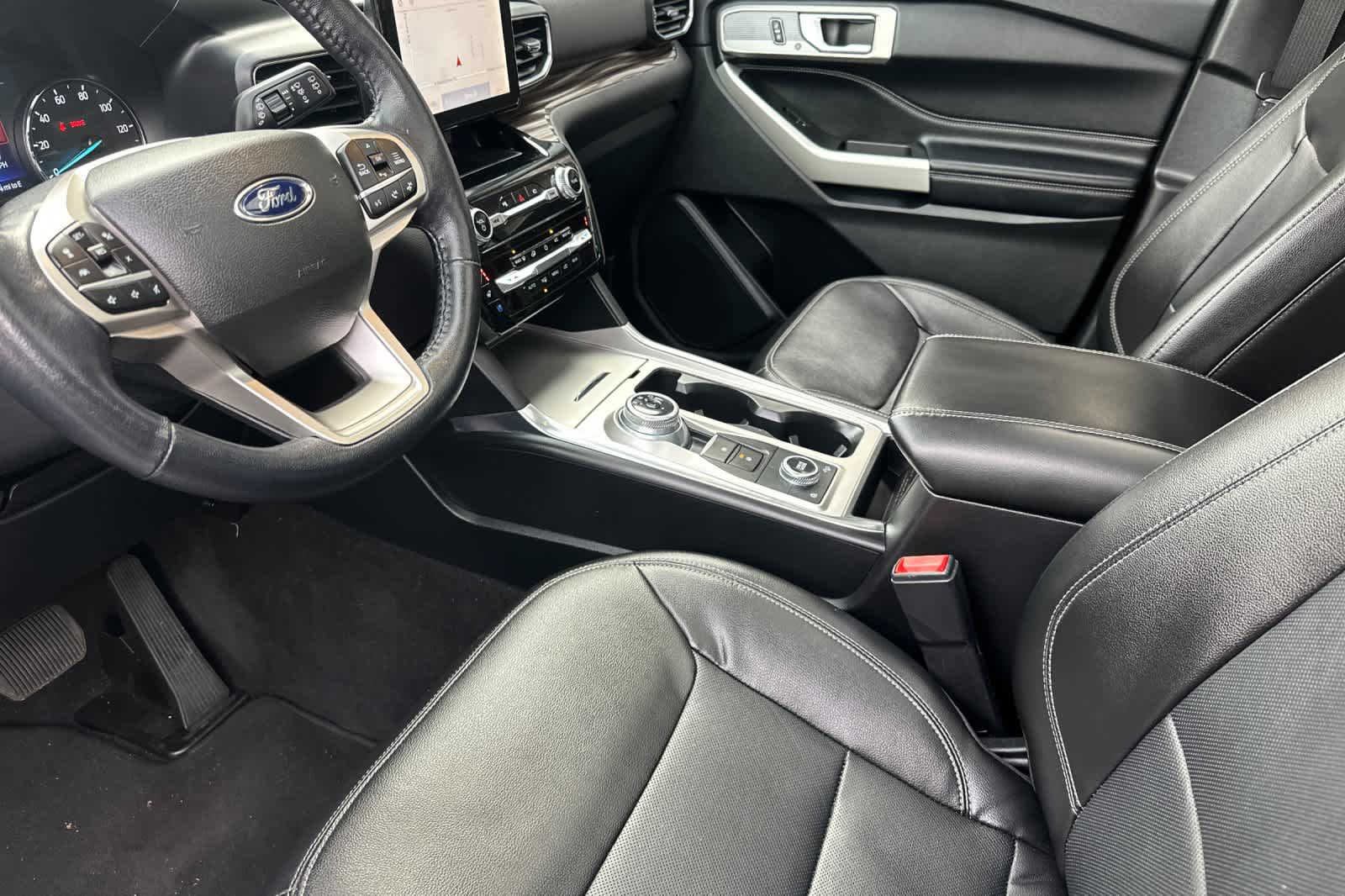 Thumbnail: 2022 Ford Explorer - 11