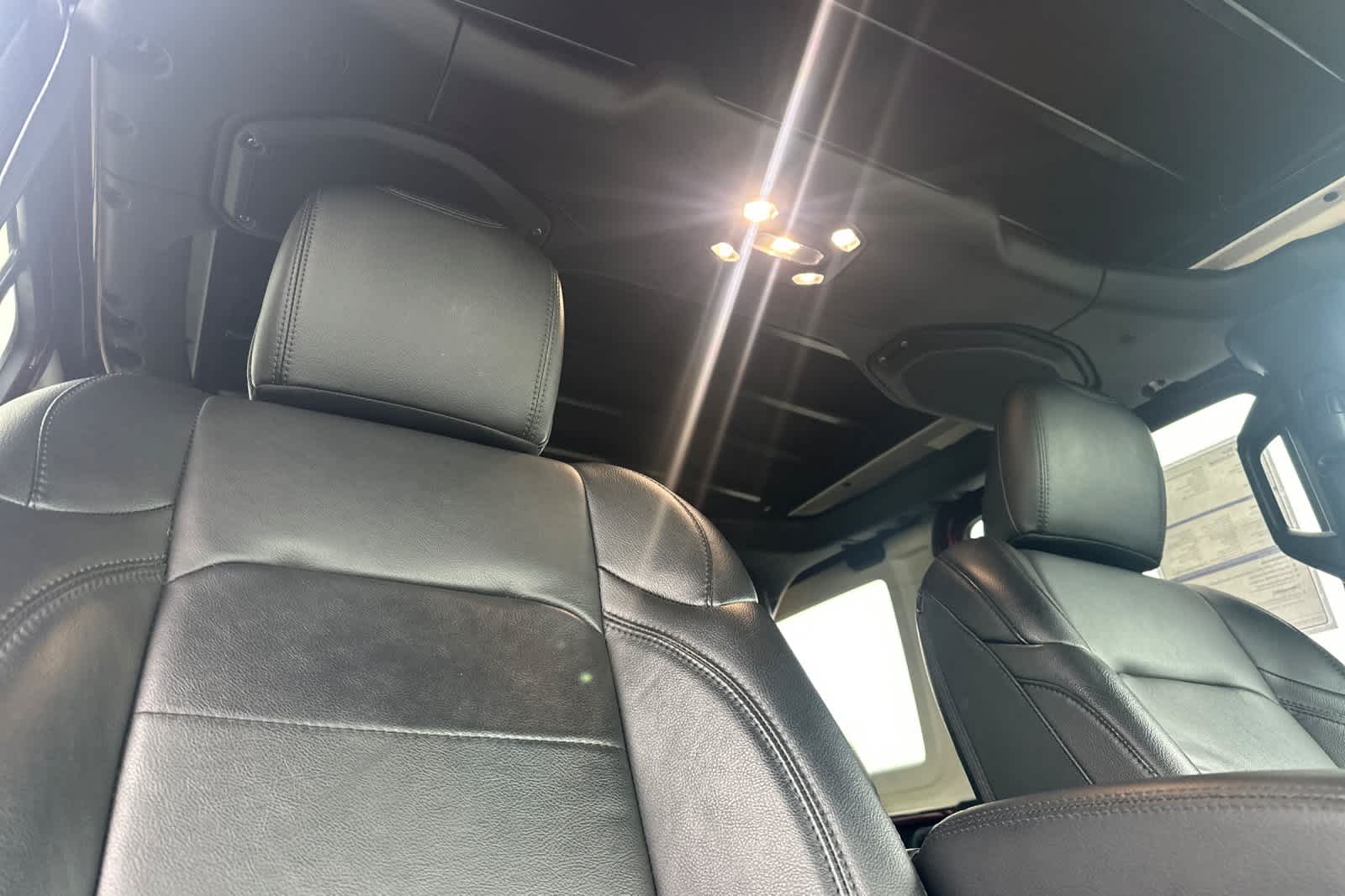 Thumbnail: 2022 Jeep Wrangler - 17