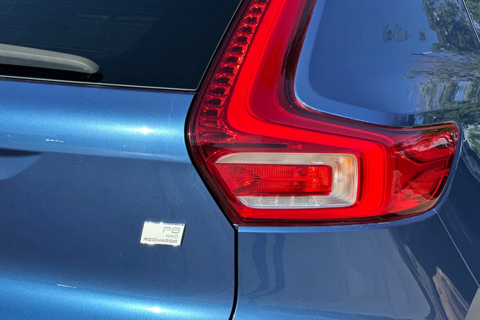 Thumbnail: 2021 Volvo XC40 - 26