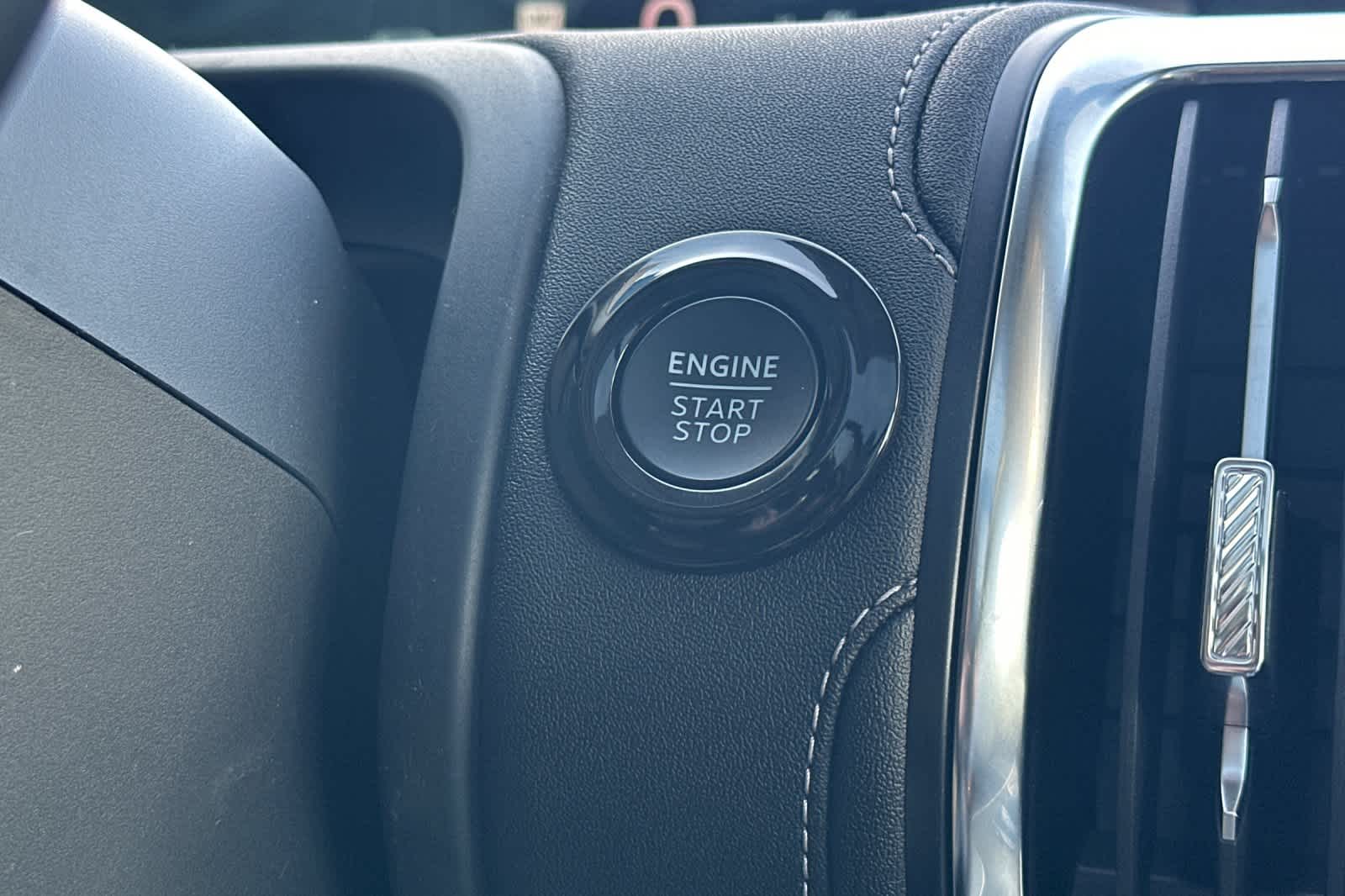 Thumbnail: 2025 Ford Expedition - 24