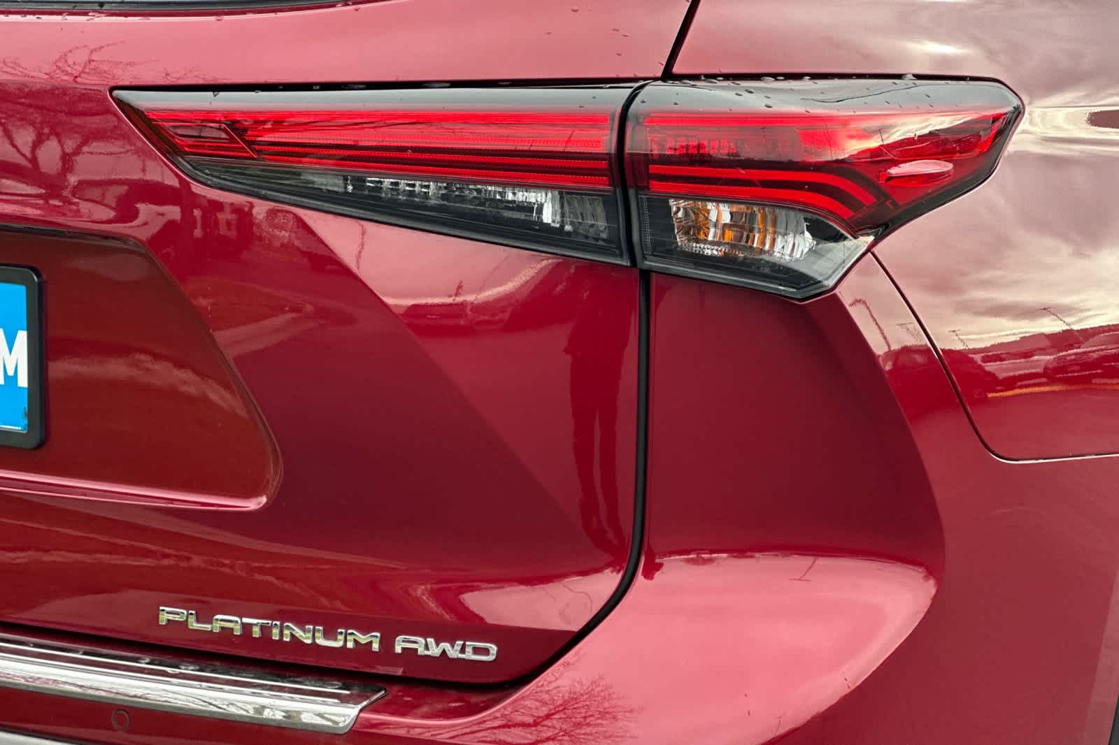 Thumbnail: 2023 Toyota Highlander - 28