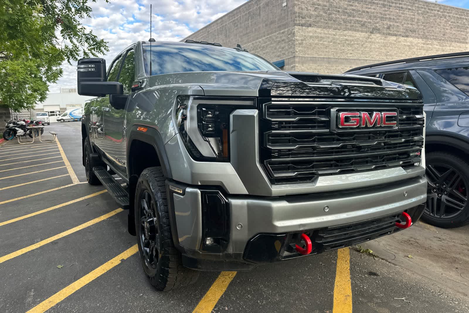 Thumbnail: 2026 GMC Sierra 3500 - 3