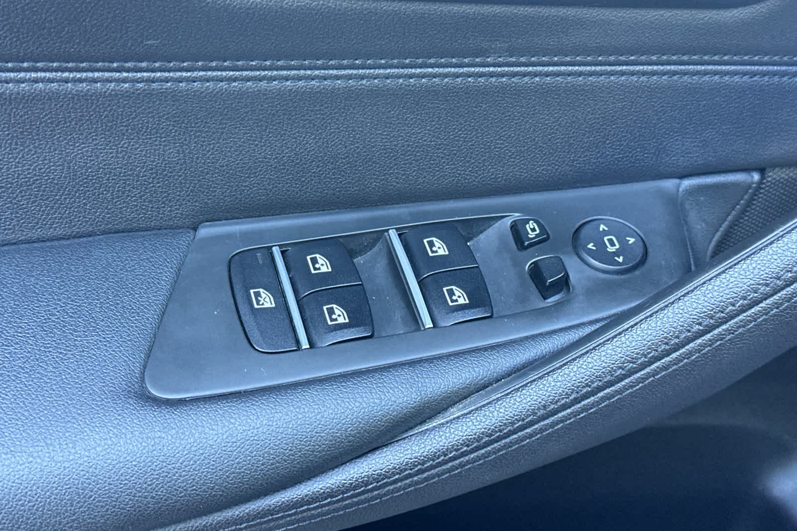 Thumbnail: 2020 BMW 5 Series - 13