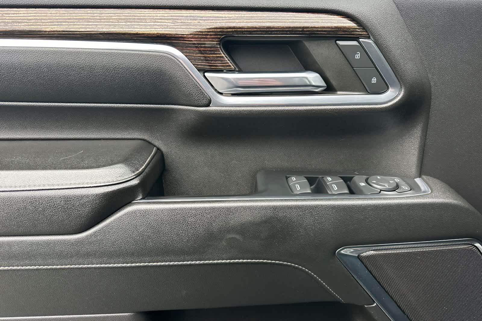 Thumbnail: 2024 GMC Sierra 2500 - 12