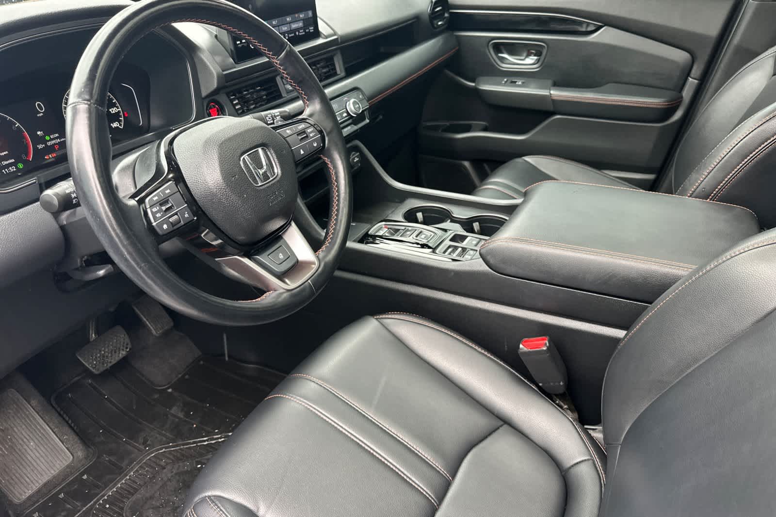 Thumbnail: 2023 Honda Pilot - 11