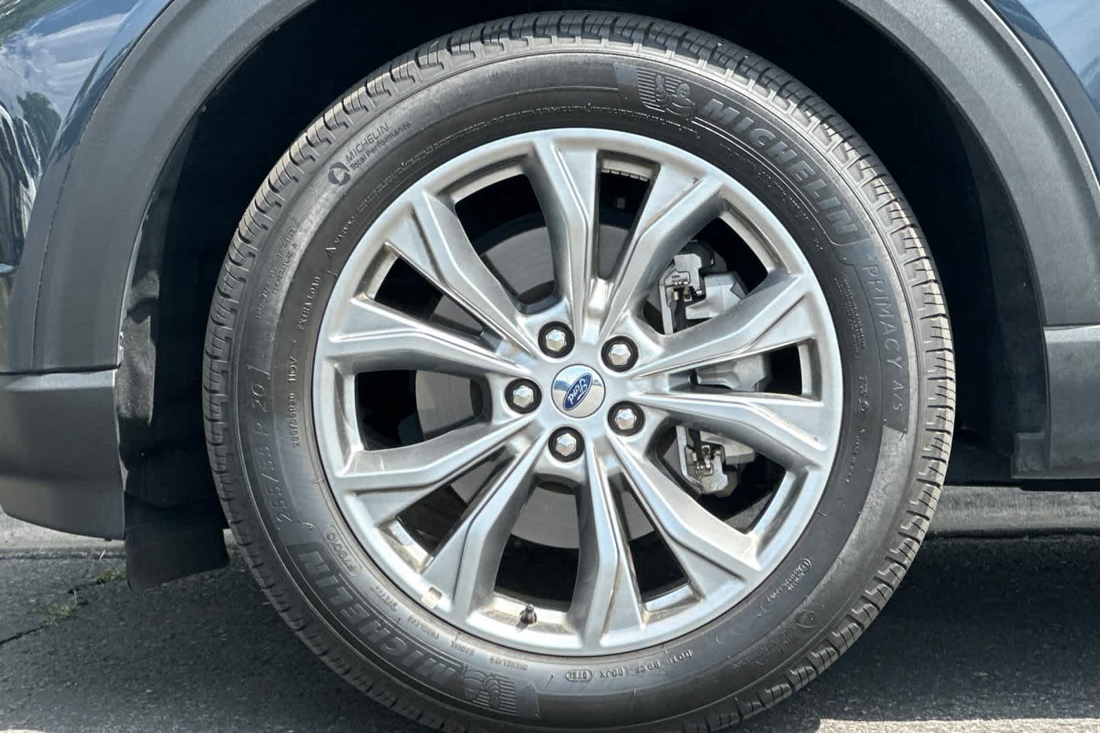 Thumbnail: 2022 Ford Explorer - 28