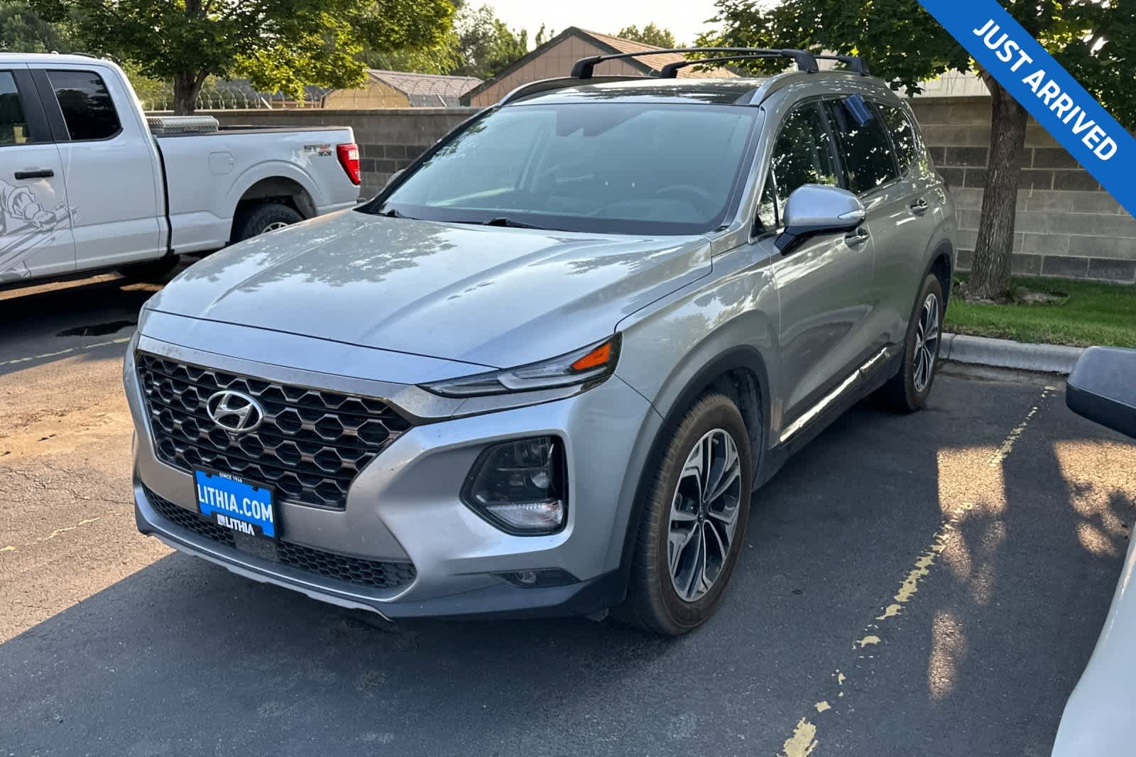 Thumbnail: 2020 Hyundai Santa Fe - 1