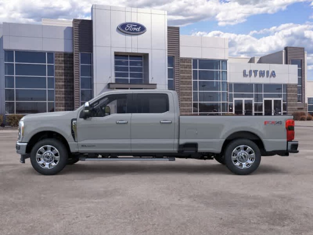 New 2026 Ford F-350 Lariat Truck