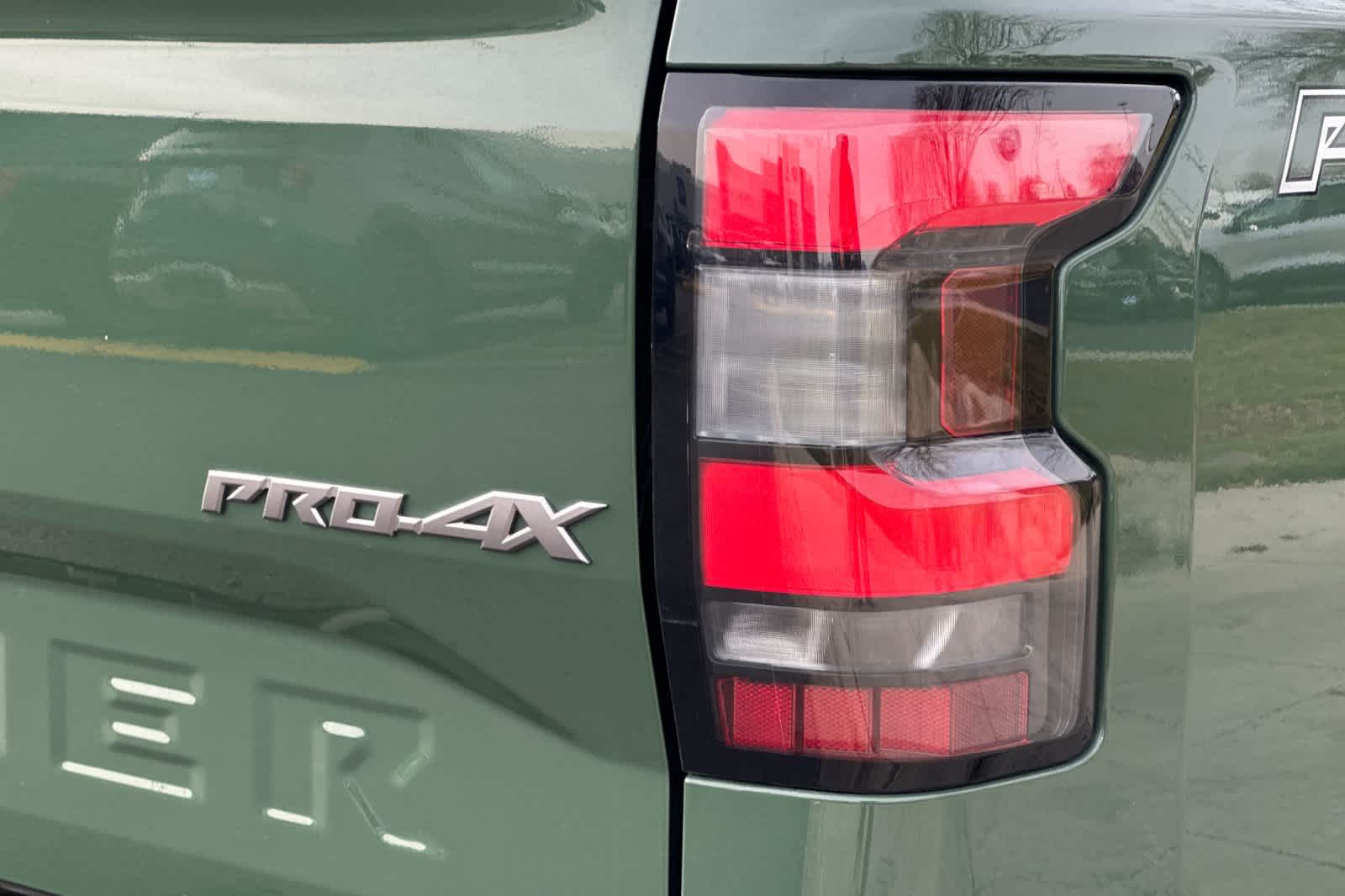 Thumbnail: 2022 Nissan Frontier - 26