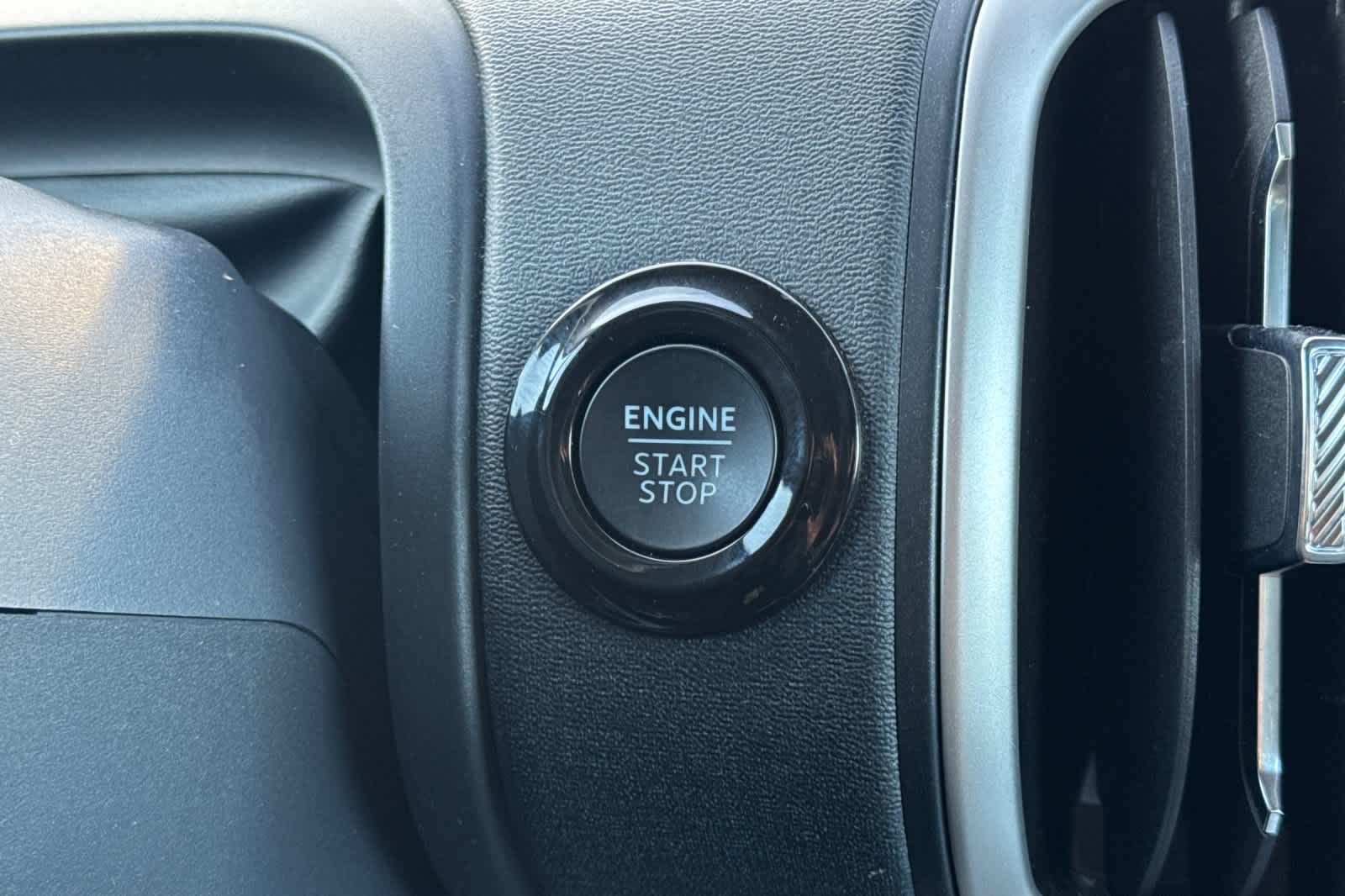 Thumbnail: 2025 Ford Expedition - 24