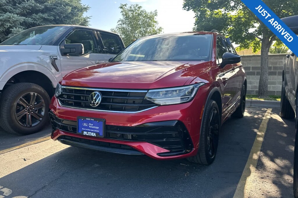 Used 2024 Volkswagen Tiguan SE R-Line Black SUV