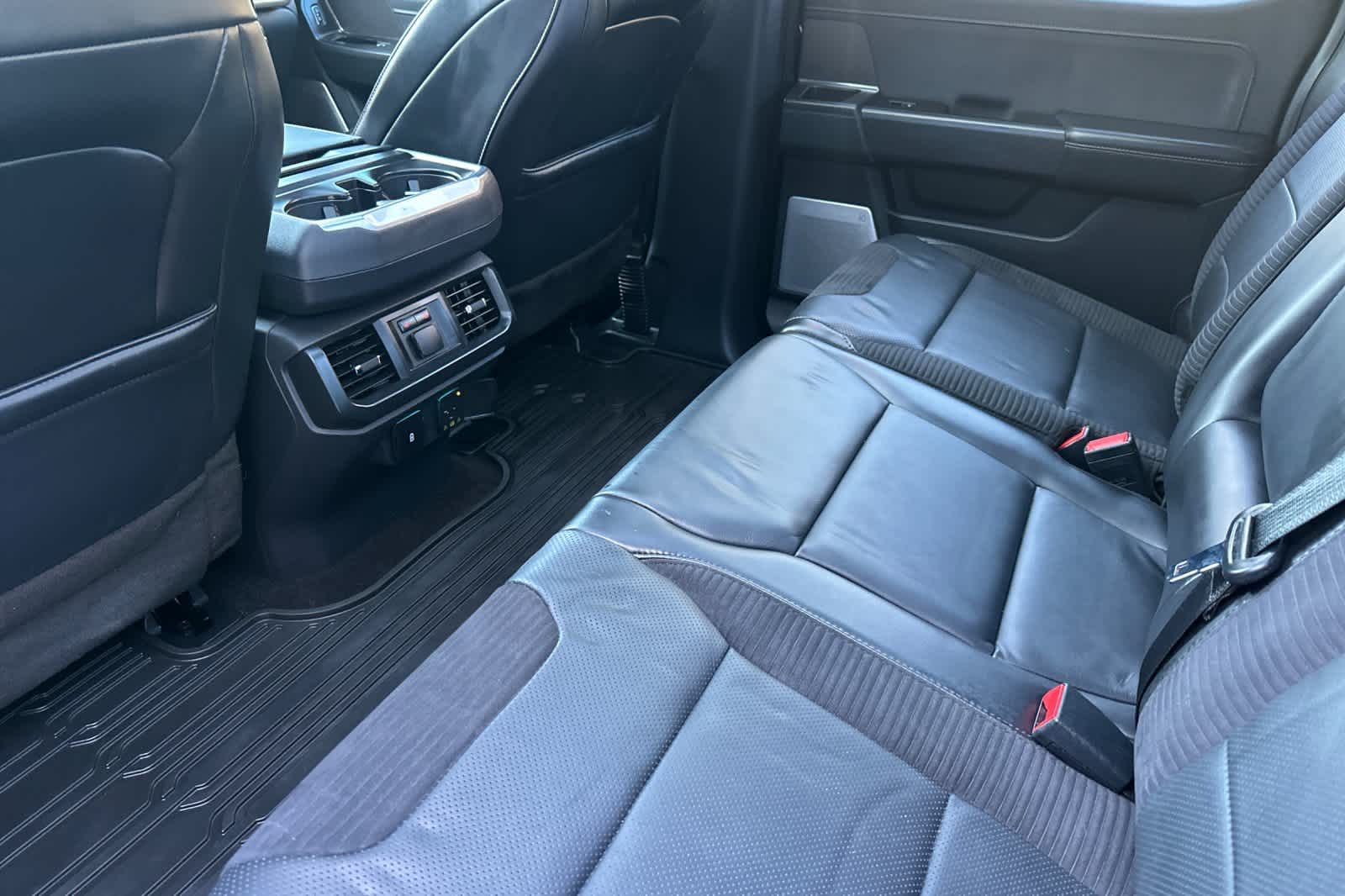 2021 Ford F-150 Raptor photo 4