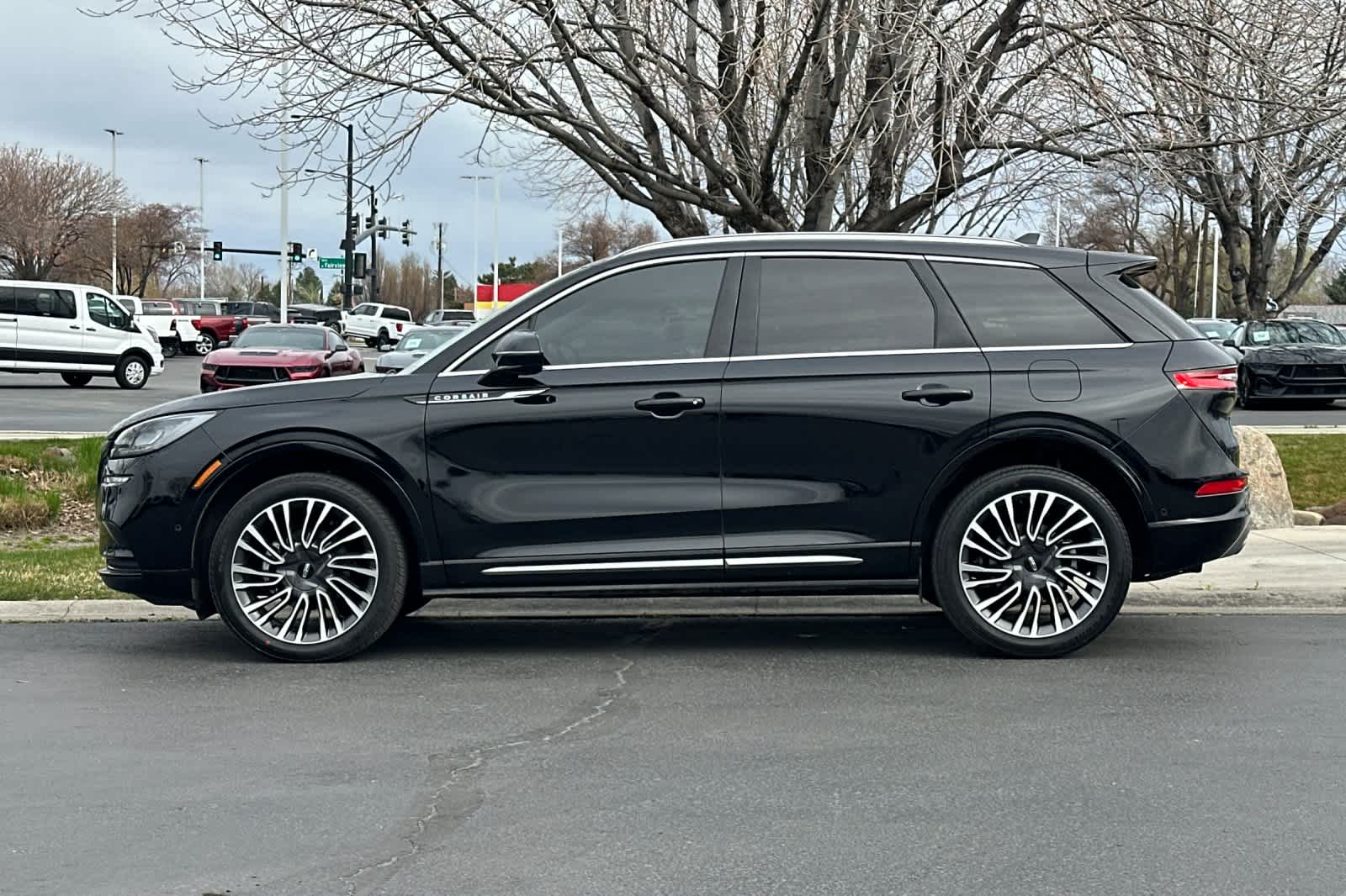 Thumbnail: 2022 Lincoln Corsair - 5